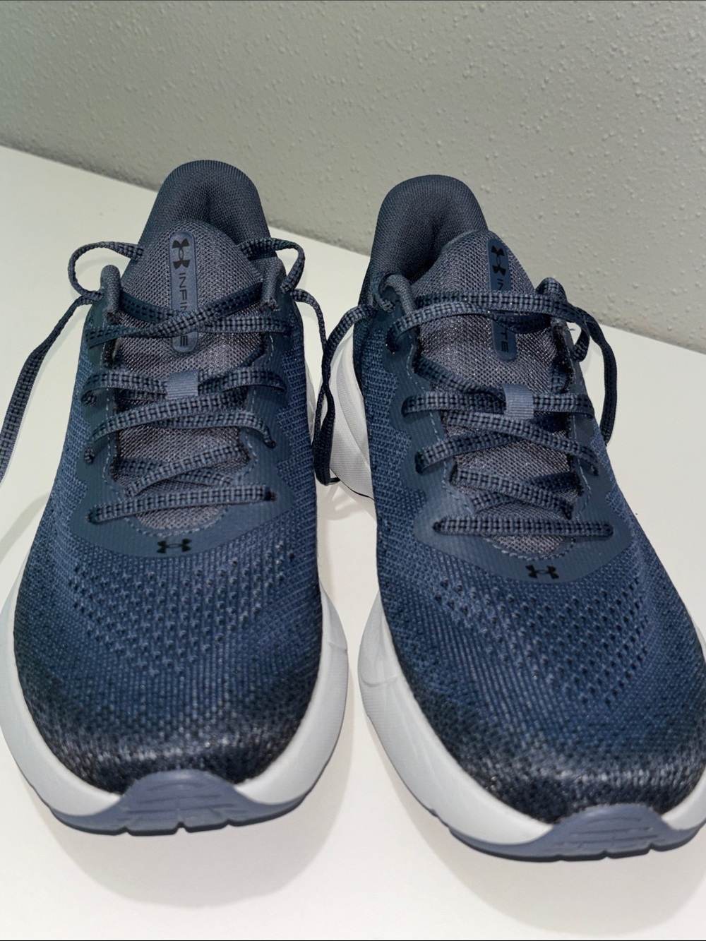 Under Armour Men's Infinite Running Shoes (size 8.5) - Picture 4 of 10